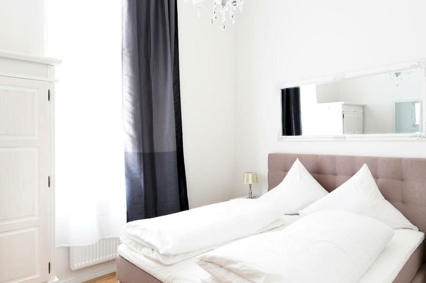 Sc 03 By Rockchair Apartments L Superhost Status L 2 Bedrooms Boxspringbeds Balcony Elevator - Cozy Family & Business Flair Welcomes You! Berlin Zewnętrze zdjęcie